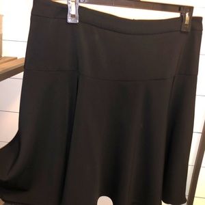 Roz & Ali black skirt